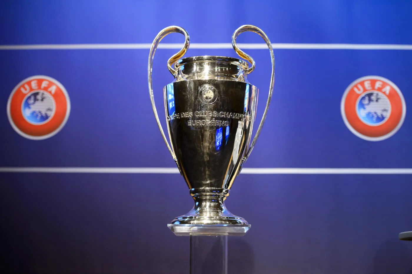 Sądny piątek europejskiego futbolu? Trzy kluby zagrożone wykluczeniem z LM