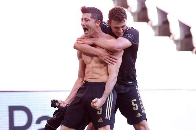 Lewandowski to zrobił! Pobił rekord legendarnego Gerda Muellera!