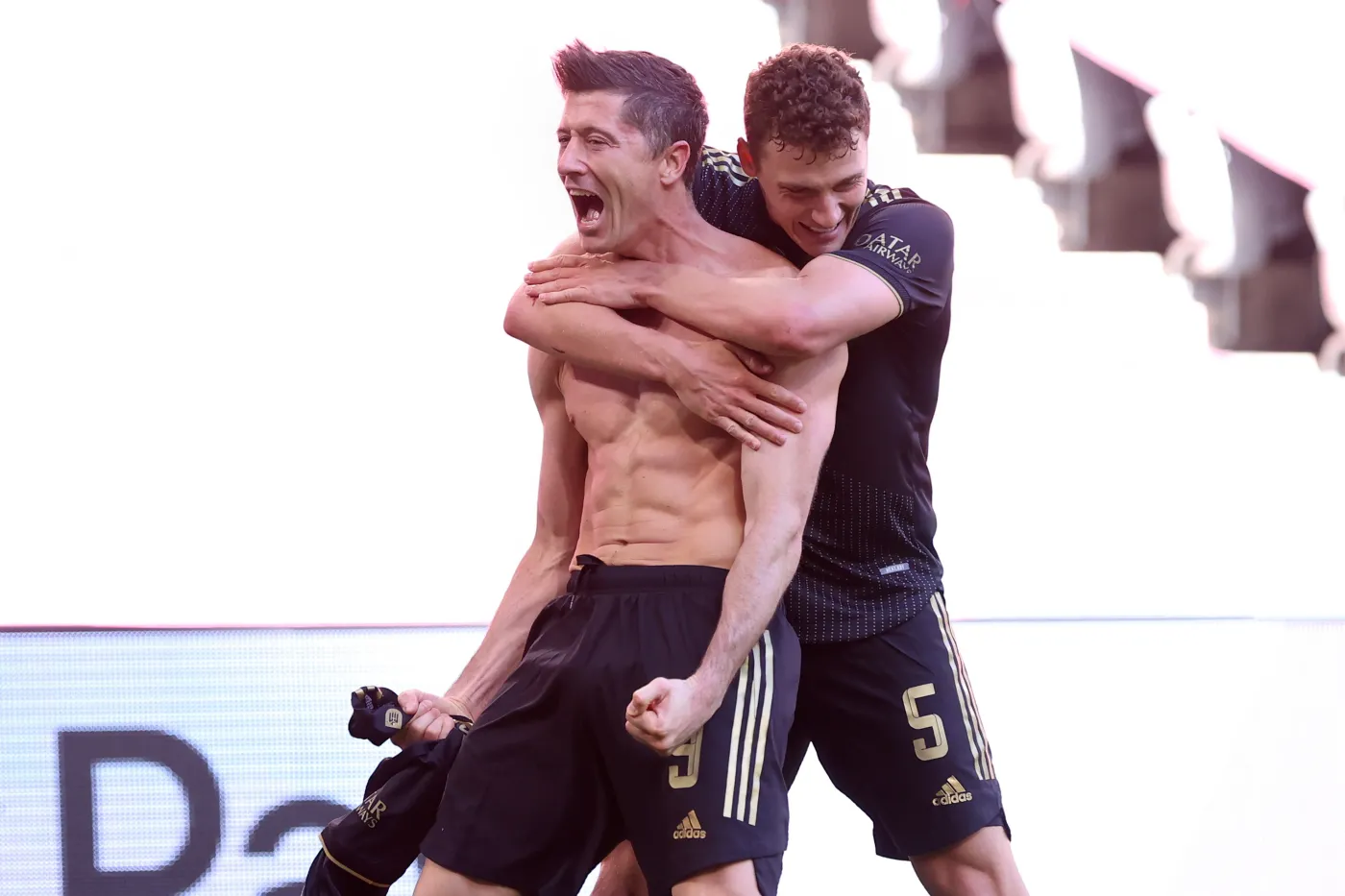 Lewandowski to zrobił! Pobił rekord legendarnego Gerda Muellera!