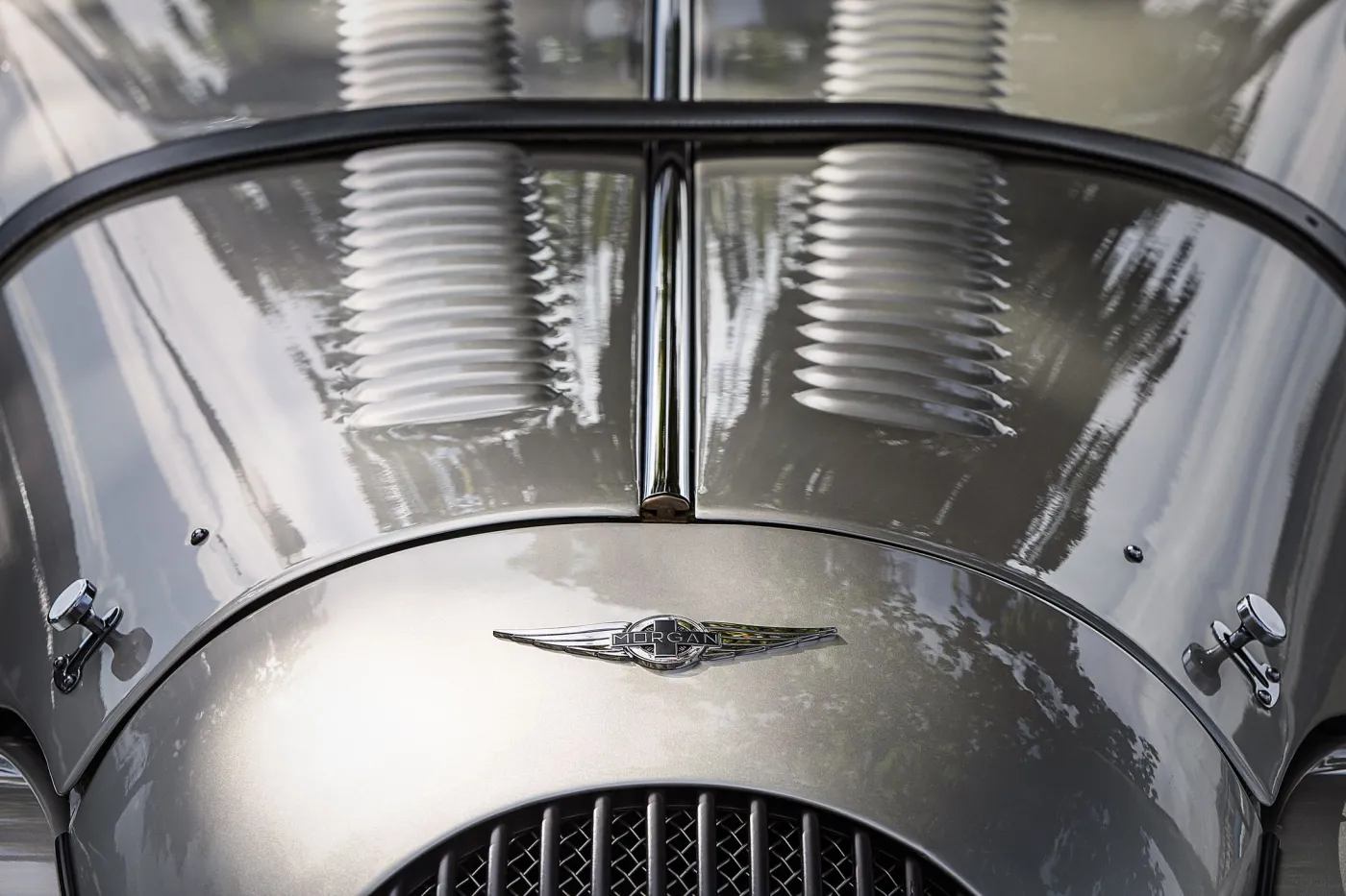 morgan-roadster-37-37151879.jpg