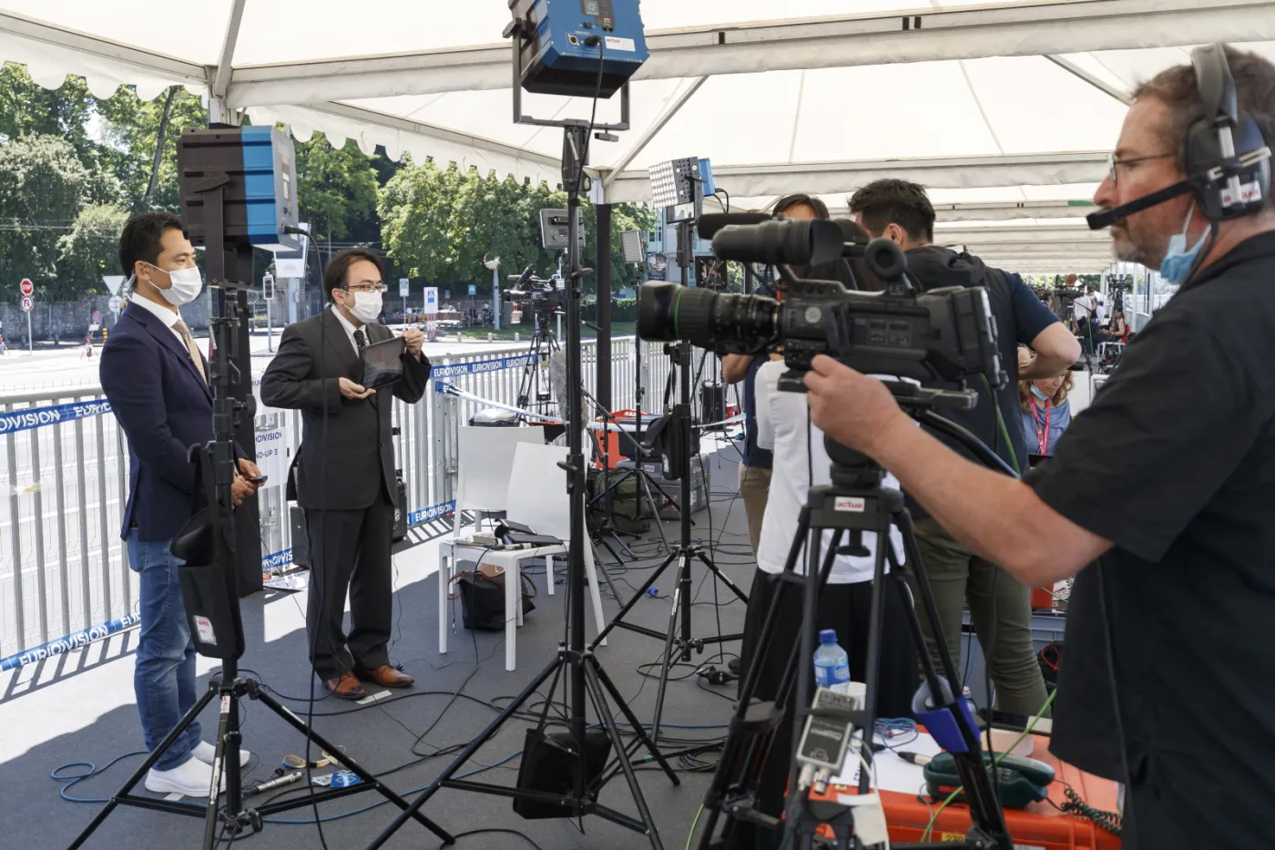 Dziennikarze przed spotkaniem Biden-Putin