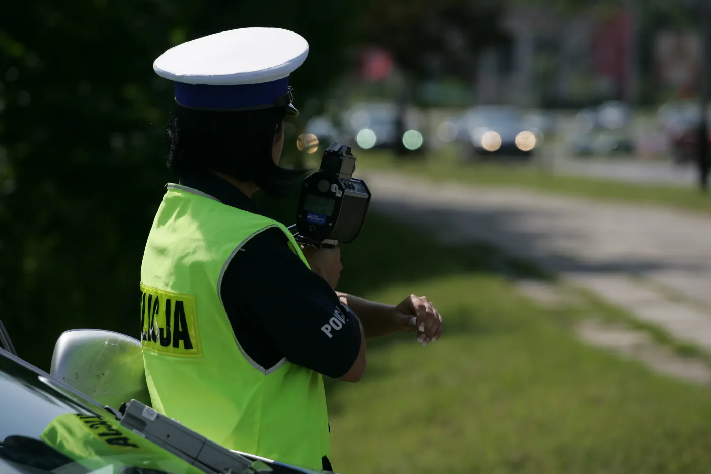 Policjanci kontrolowali kierowcę. Tymczasem z lasu dobiegły soczyste wyzwiska...