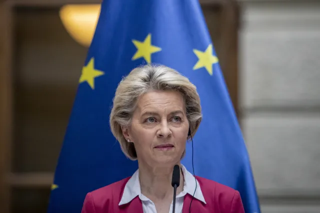 Johnson wzywa UE do zmian w protokole północnoirlandzkim. Jest reakcja von der Leyen