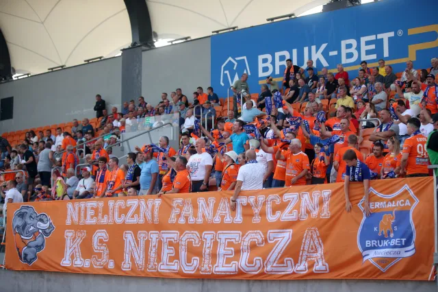 Mało emocji na inaugurację nowego sezonu ekstraklasy w Niecieczy