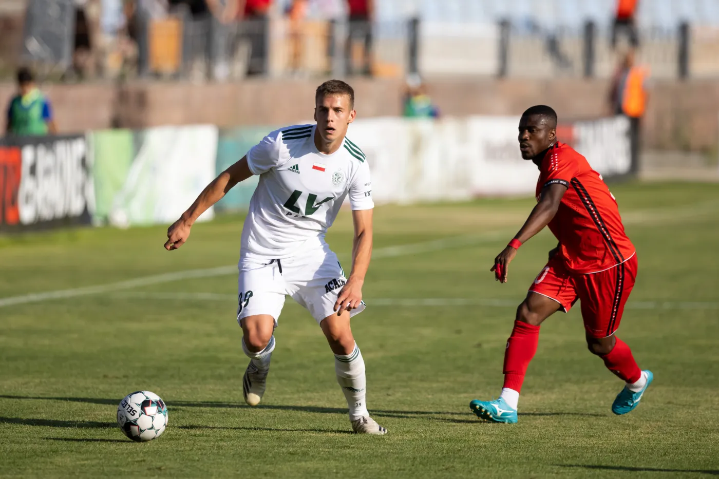 Rewanże polskich drużyn w el. Ligi Konferencji. Śląsk najbliżej awansu