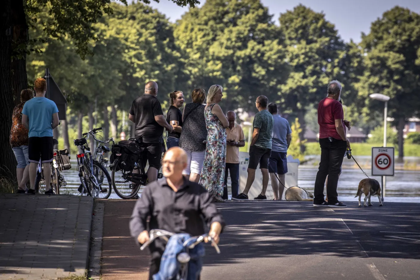 Mandaty dla "turystów powodziowych"