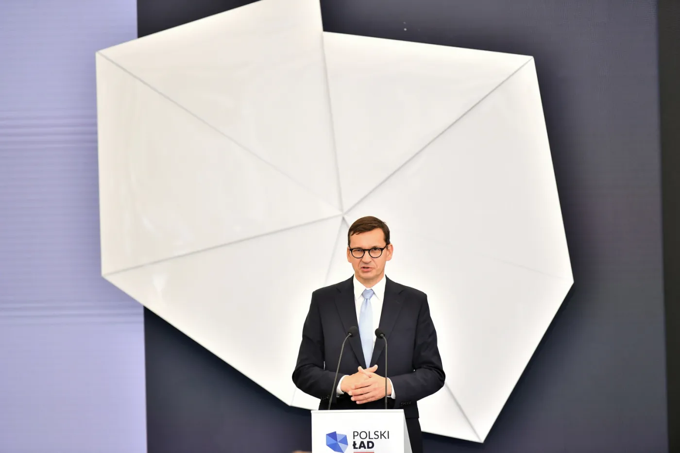 Morawiecki kontra Tusk. "W czasach PO budżet był dziurawy jak durszlak"