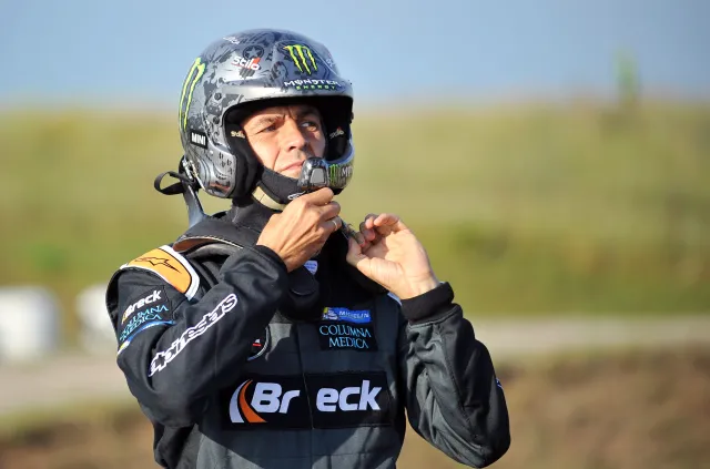 Wypadek Krzysztofa Hołowczyca na trasie Rajdu Italian Baja