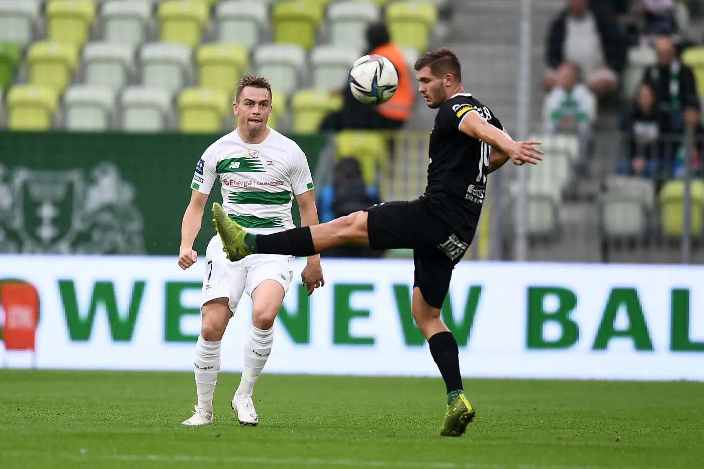 Lechia Gdańsk wypuściła z rąk zwycięstwo z Radomiakiem [WIDEO]
