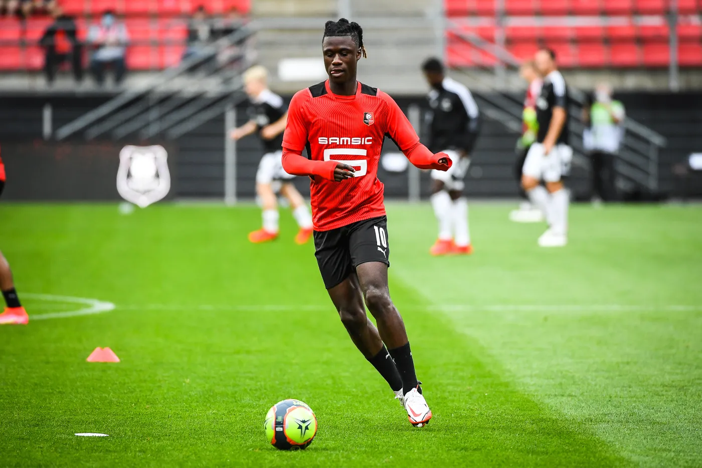 18-letni Eduardo Camavinga dołączył do Realu Madryt