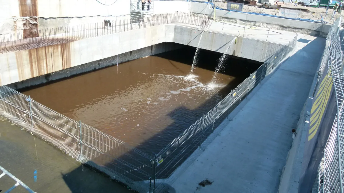 tunel-w-swinoujsciu-37241202.jpg
