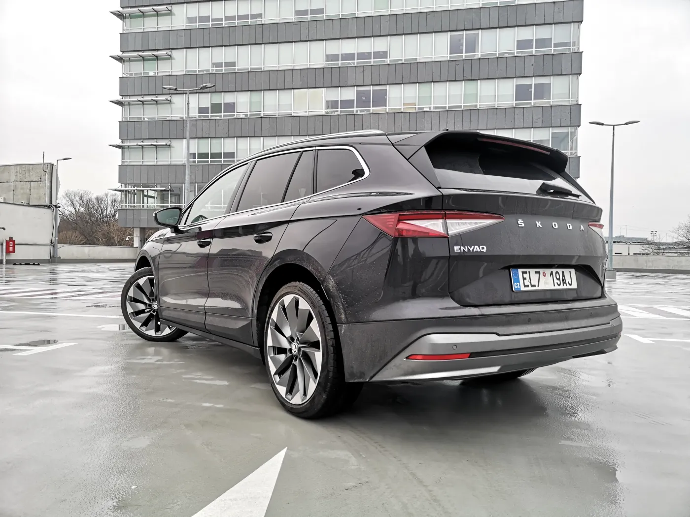 skoda-enyaq-iv-80-37107801.jpg