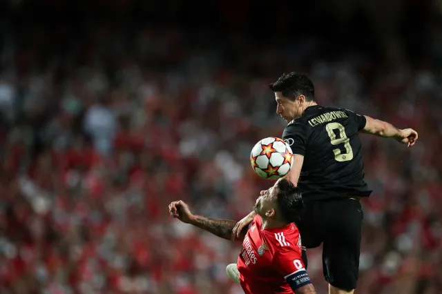 Trener Lewandowskiego zakażony COVID-19 mimo przyjęcia dwóch dawek szczepionki