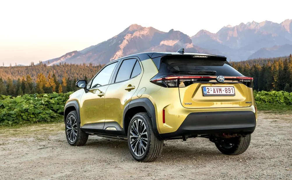 toyota-yaris-cross-37276005.jpg