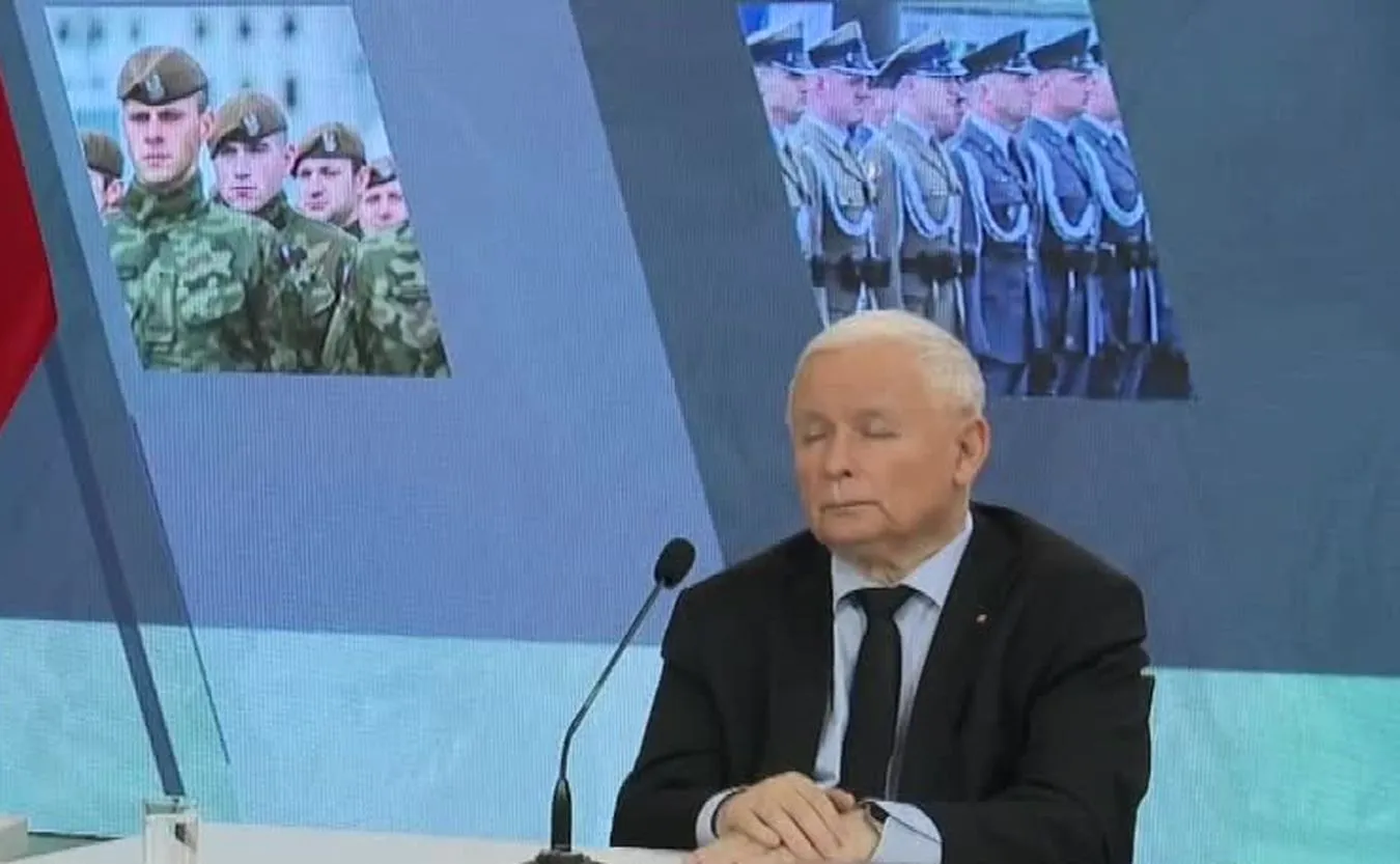 Czy Jarosław Kaczyński przysypiał na konferencji? Zobacz WIDEO