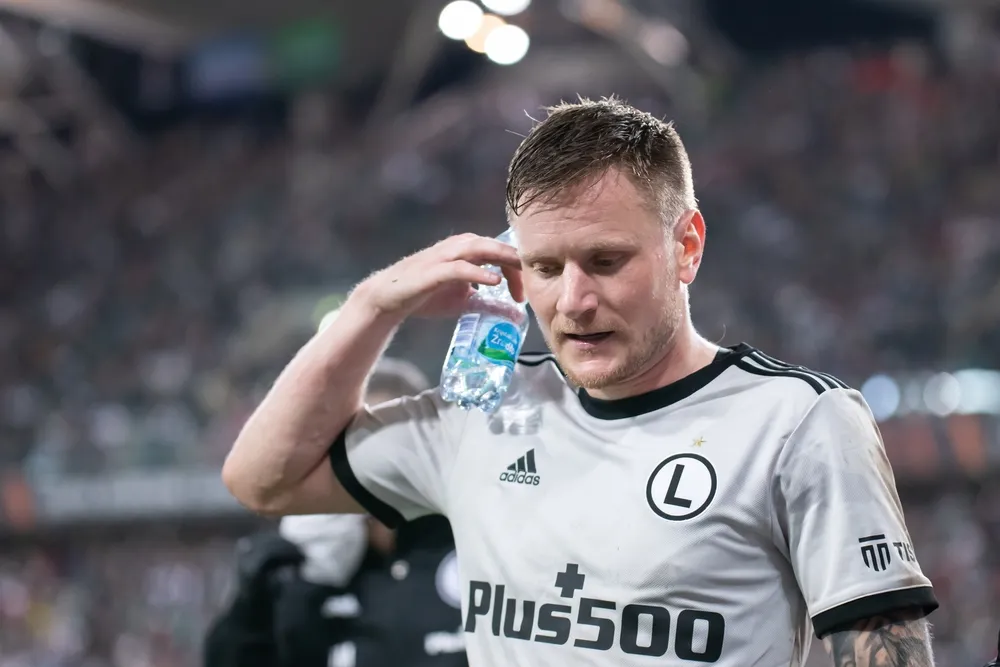 Piłkarz Legii twierdzi, że Michniewicz go obrażał. Mówił na niego... "Ikea"