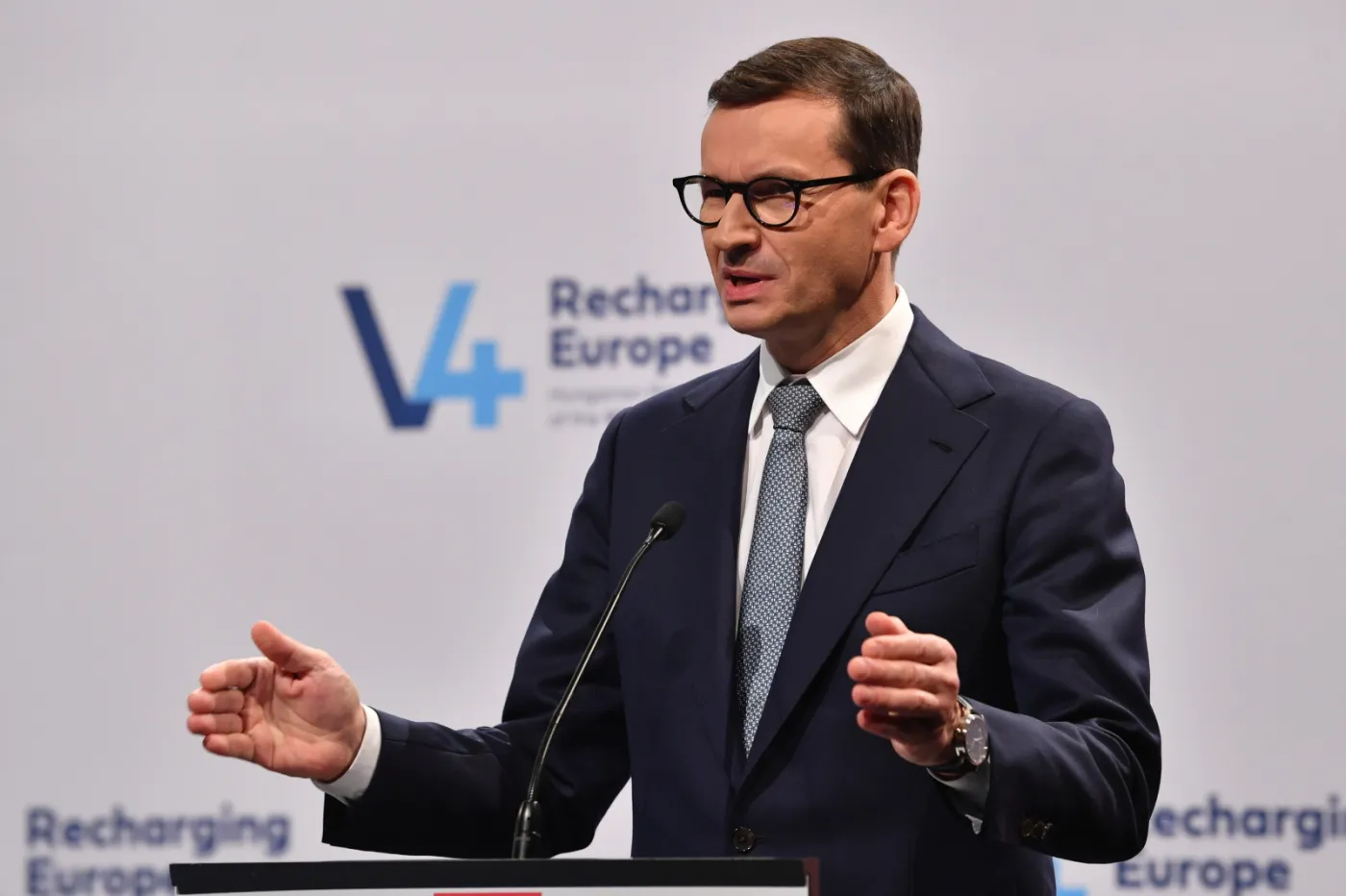 Apel Morawieckiego do Komisji Europejskiej. "Dokładnie sprawdzić manipulacje"