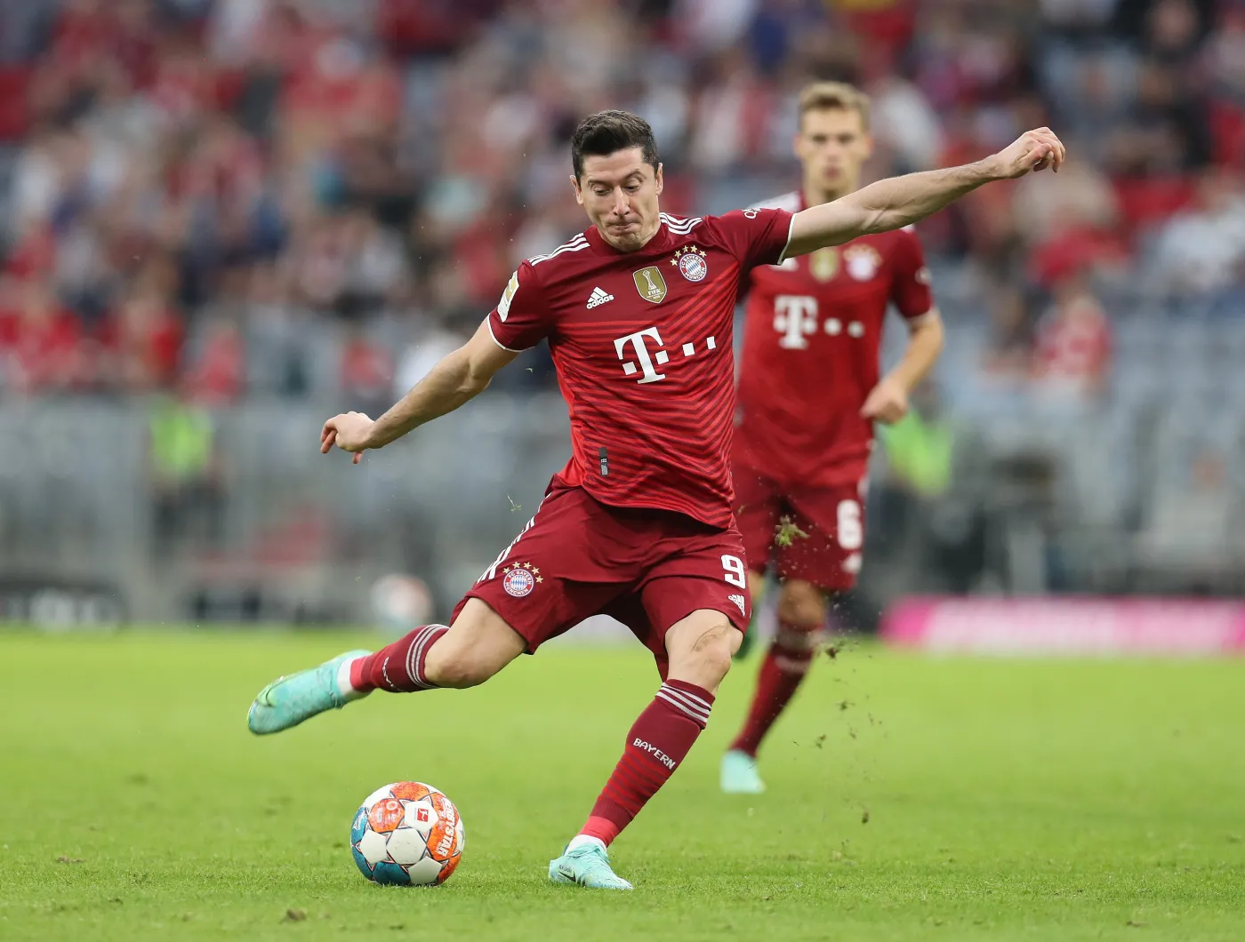 Lewandowski spróbuje sforsować najlepszą defensywę Bundesligi