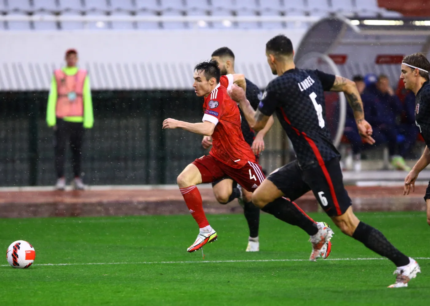 El. MŚ 2022. Samobój zdecydował o awansie Chorwacji i barażach Rosji