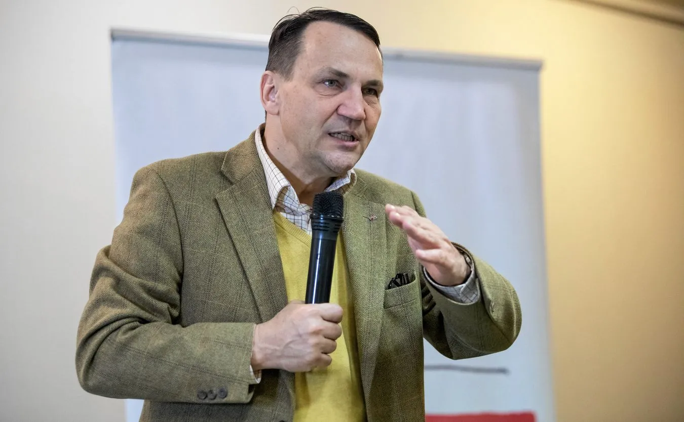 Sikorski: Umiem na salonach światowych, ale jestem chłopakiem z podwórka