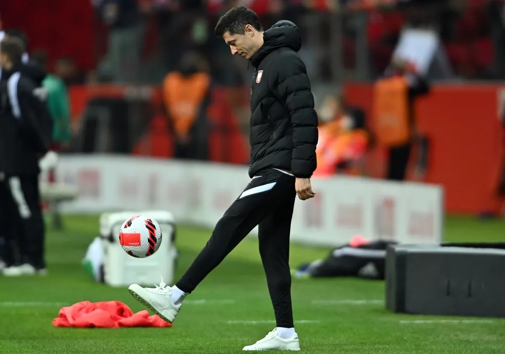 Dziennikarze szydzą z oświadczenia Roberta Lewandowskiego