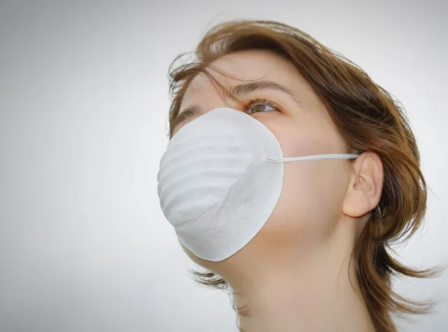 Ekspert: koronawirus będzie zagrażał nam długo, jak grypa