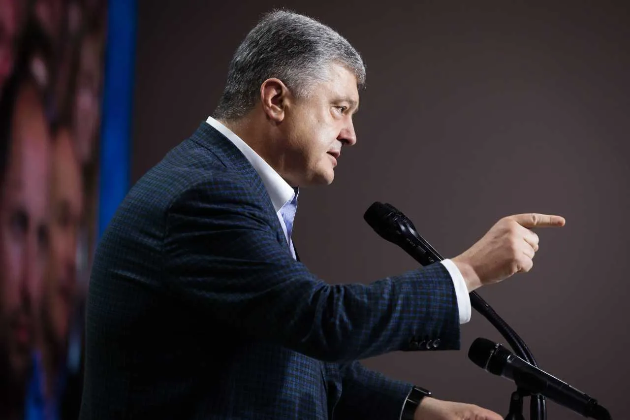 Były prezydent Poroszenko podejrzany o zdradę stanu i wspieranie terroryzmu