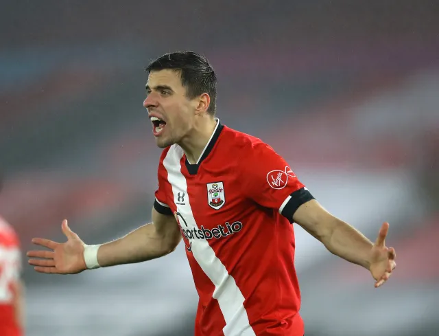 Bednarek bohaterem. Strzelił gola Fabiańskiemu