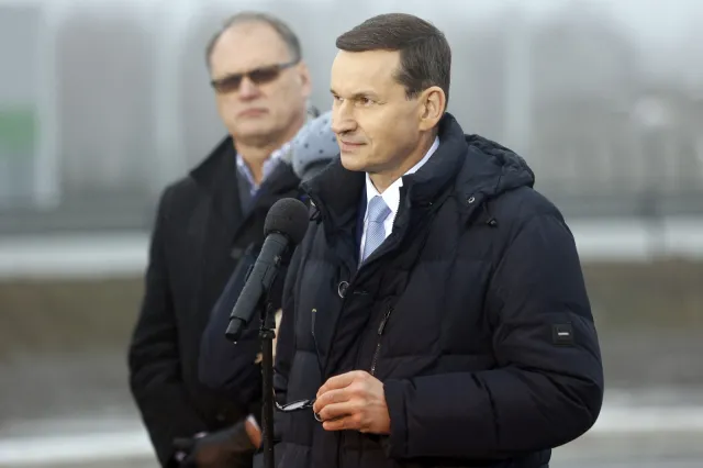 "Do samego końca". Morawiecki obiecuje wyjaśnienie sprawy wykorzystania Pegasusa
