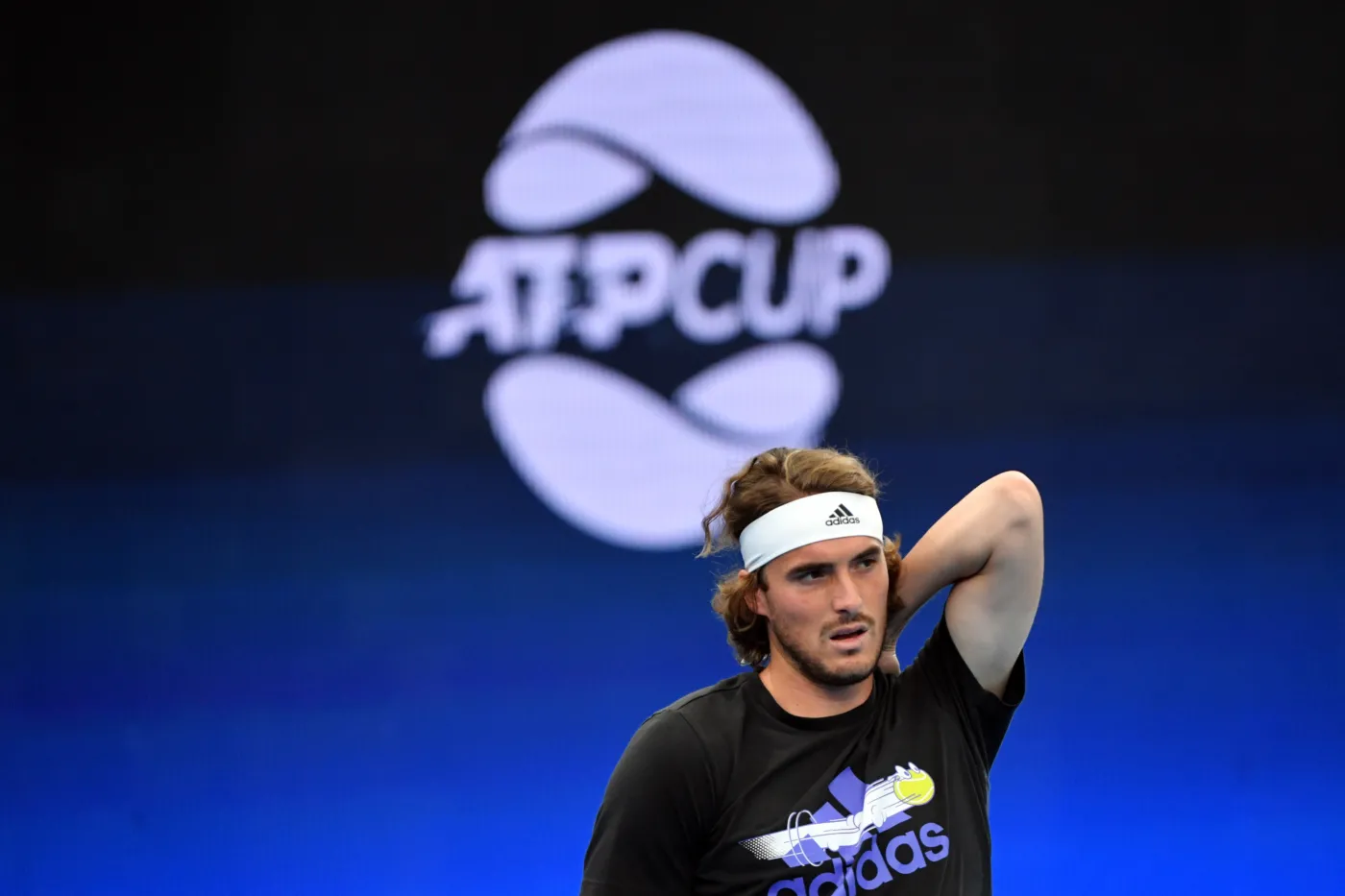 Hurkacz i Majchrzak udanie rozpoczęli ATP Cup. Tsitsipas się wycofał