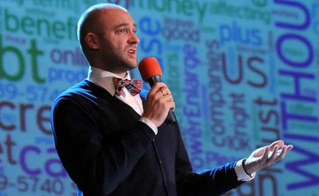 Prof. Szlendak: Koronawirus wpędza nas w manię