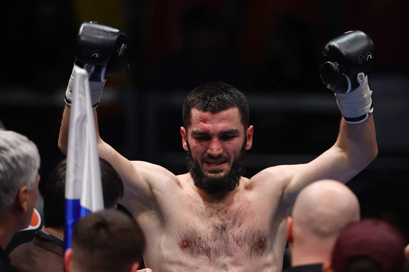 Beterbijew obronił pasy mistrza świata IBF i WBC wagi półciężkiej
