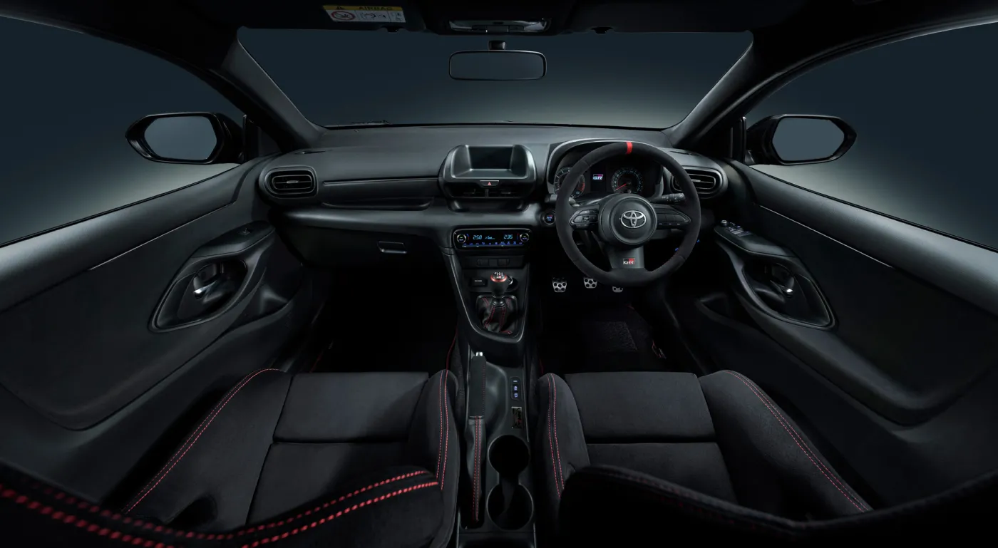 toyota-grmn-yaris-37344366.jpg