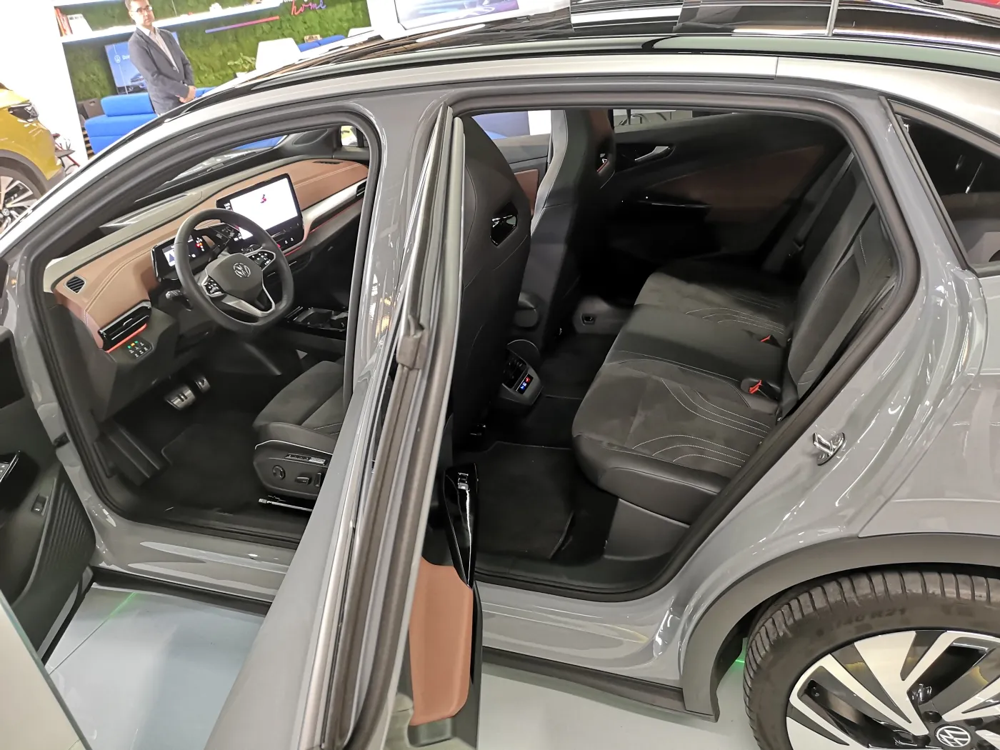 volkswagen-id5-pro-37344759.jpg
