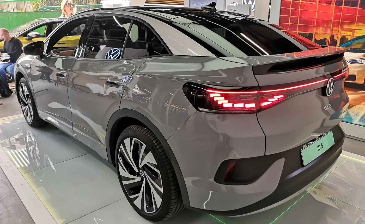 volkswagen-id5-pro-37344739.jpg