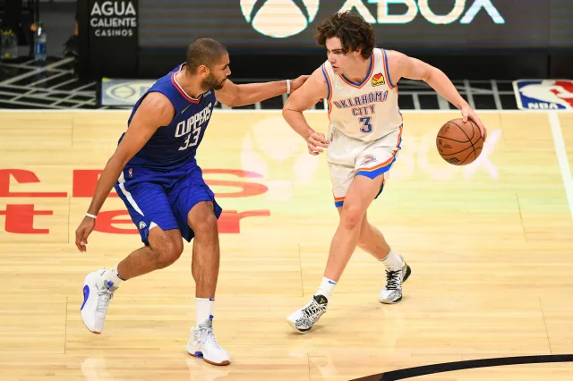 Liga NBA. Giddey najmłodszym koszykarzem z triple-double