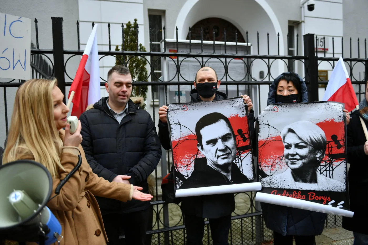 "Uwolnić Polaków". Pikieta przed konsulatem Białorusi w Gdańsku