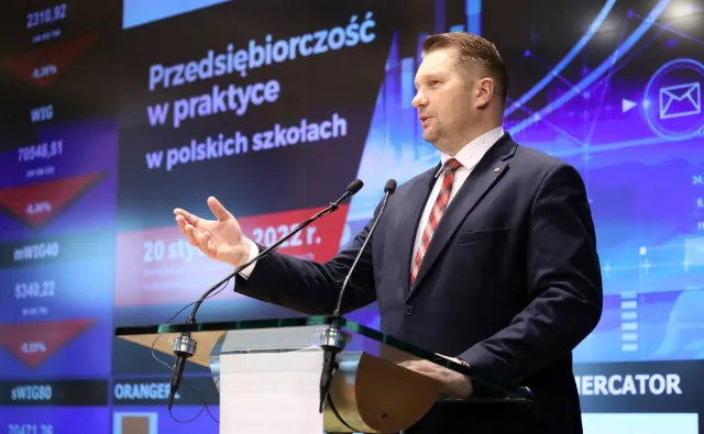 Czarnek wprowadza nowy przedmiot do szkół