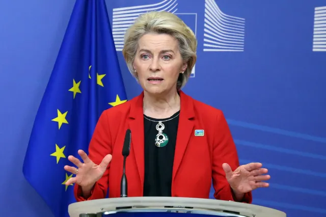 Von der Leyen: Widzimy, że Rosja kontynuuje gromadzenie wojsk