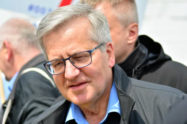 Komorowski: Posłowie Lewicy ograli opozycję