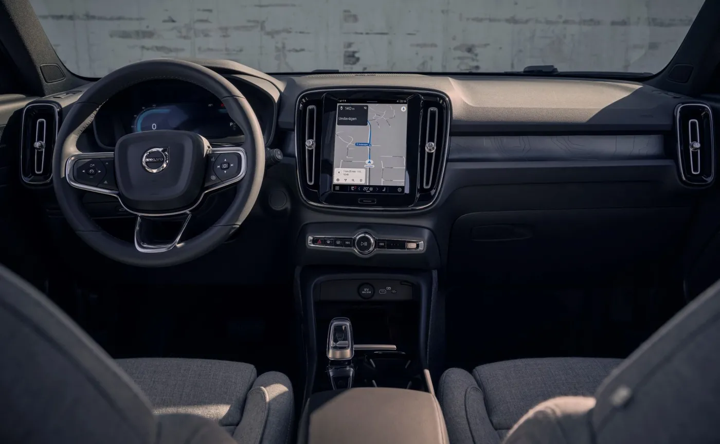 volvo-xc40-recharge-37401857.jpg