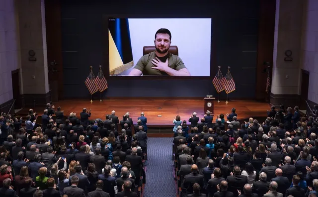 "Przypomnijcie sobie 11 września, my tego doświadczamy teraz codziennie". Zełenski do Kongresu USA