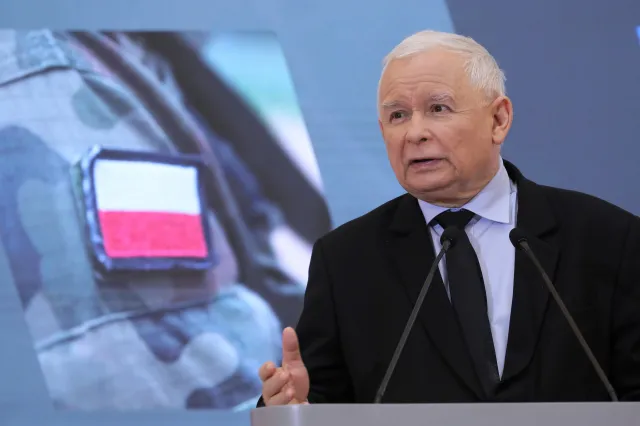 Kaczyński: Stawką tej wojny jest także Polska. Są dowody na zamach w Smoleńsku