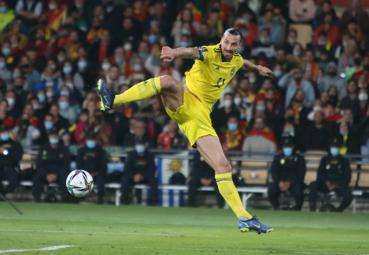 Zlatan Ibrahimović - już nie Superman, ale wciąż groźny napastnik