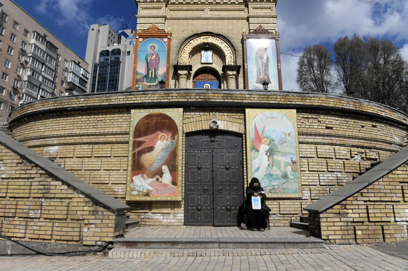 Rosyjskie prowokacje podczas prawosławnej Wielkanocy? "Wróg jest na tyle podły..."