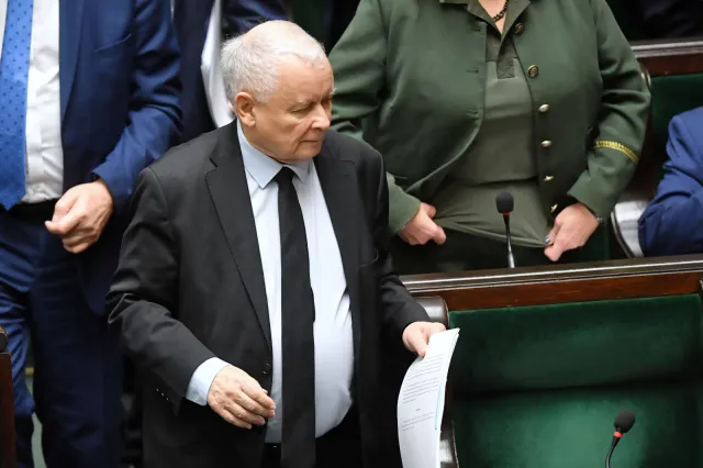 Jarosław Kaczyński: Tragedia smoleńska wciąż jest krwawiącą raną