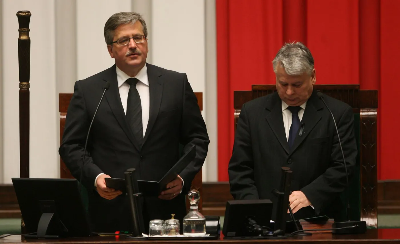 Państwo pozostaje bezpieczne – Bronisław Komorowski pełni obowiązki prezydenta Polski [Wydanie "DGP" z 11 kwietnia 2010]