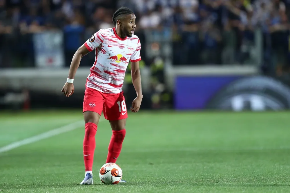 Niemcy wybrali najlepszego piłkarza sezonu. Nie został nim Lewandowski