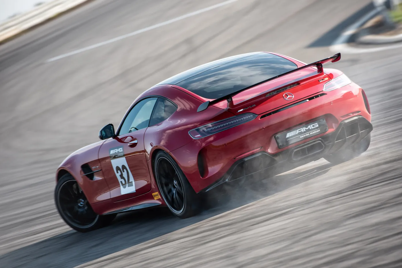 amg-driving-academy-37449683.jpg