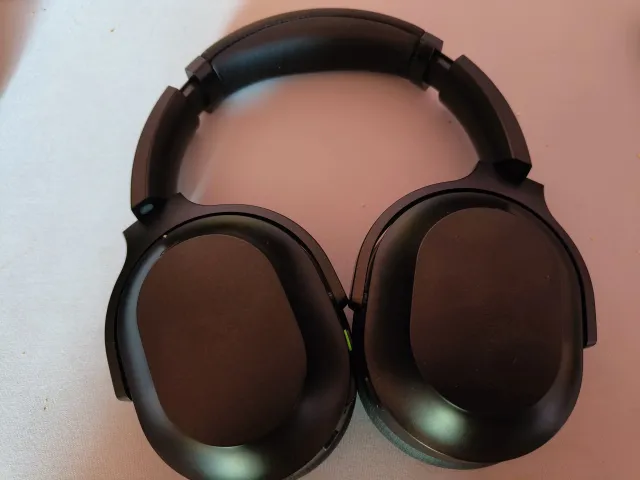 Razer przedstawia swoje najmocniejsze słuchawki. Poznajcie headset Barracuda Pro